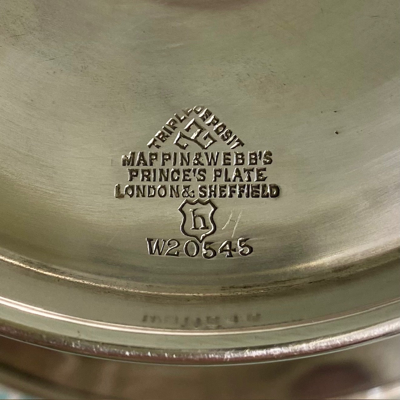 Mappin Webb Silver Plated Pedestal Cake Stand F165