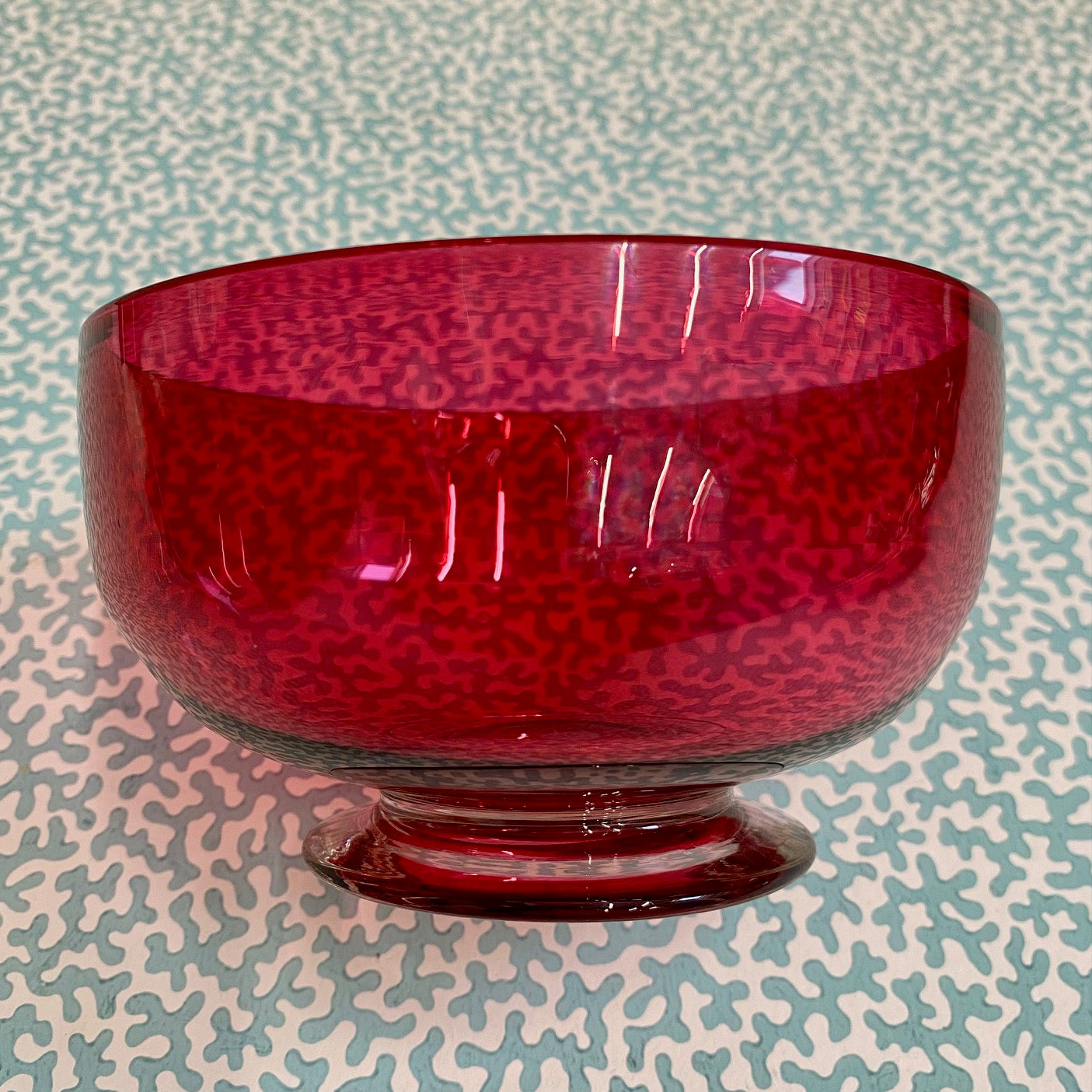 Cranberry Glass Bowl S22
