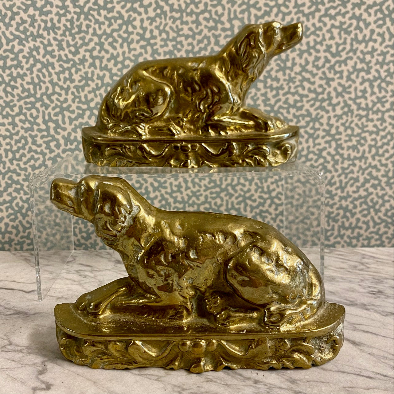 S74 ANTIQUE PAIR VICTORIAN BRASS MANTLE DOGS
