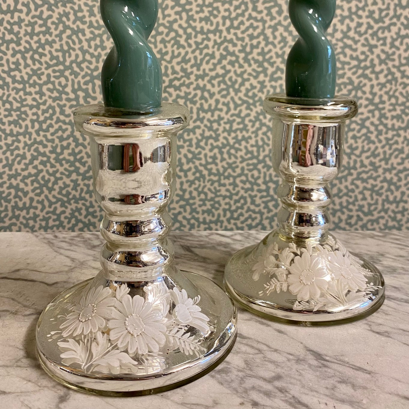 T50 PAIR RARE ANTIQUE MERCURY GLASS WHITE FLOWER LOW CANDLESTICKS