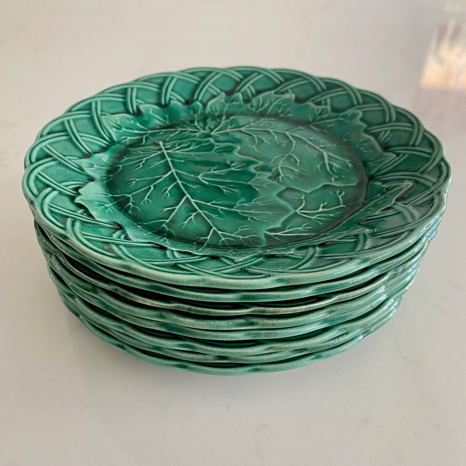 SET 8 ANTIQUE GREEN LEAF & BASKET SIDE PLATES