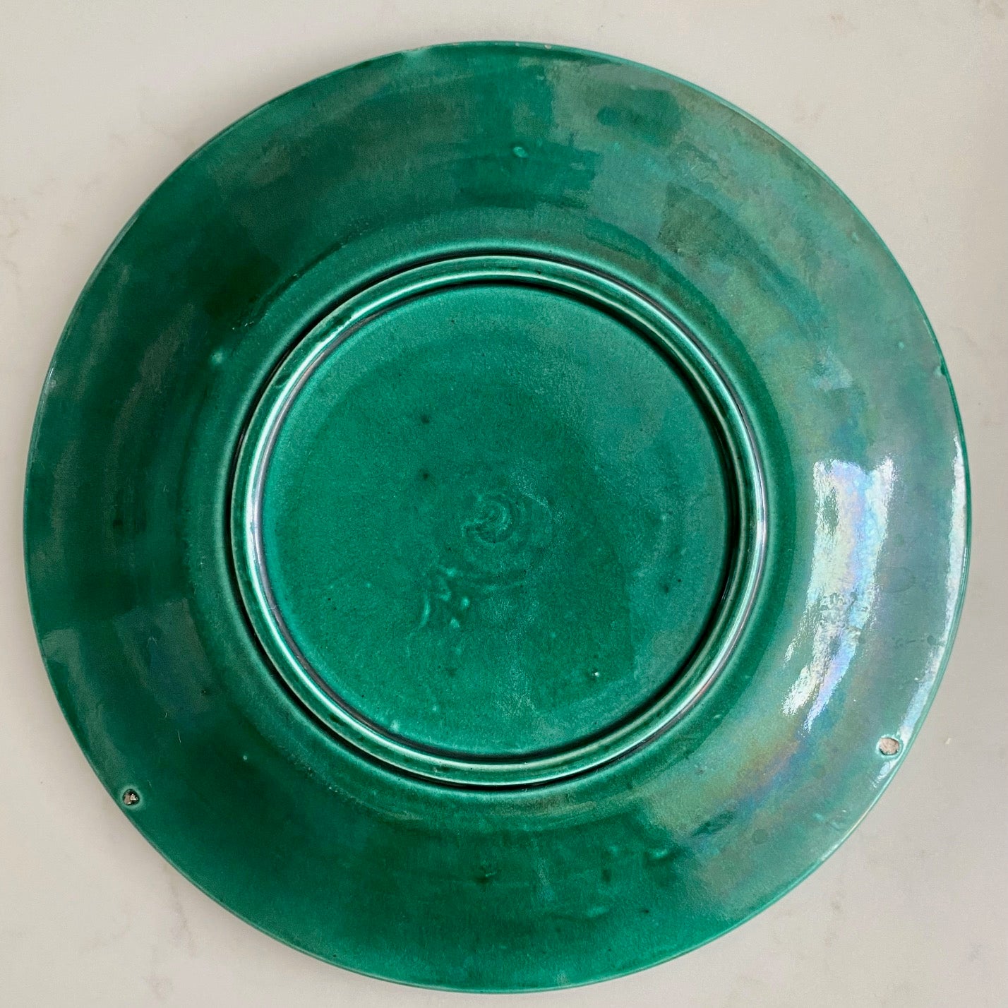 SET 8 ANTIQUE GREEN LEAF & BASKET SIDE PLATES