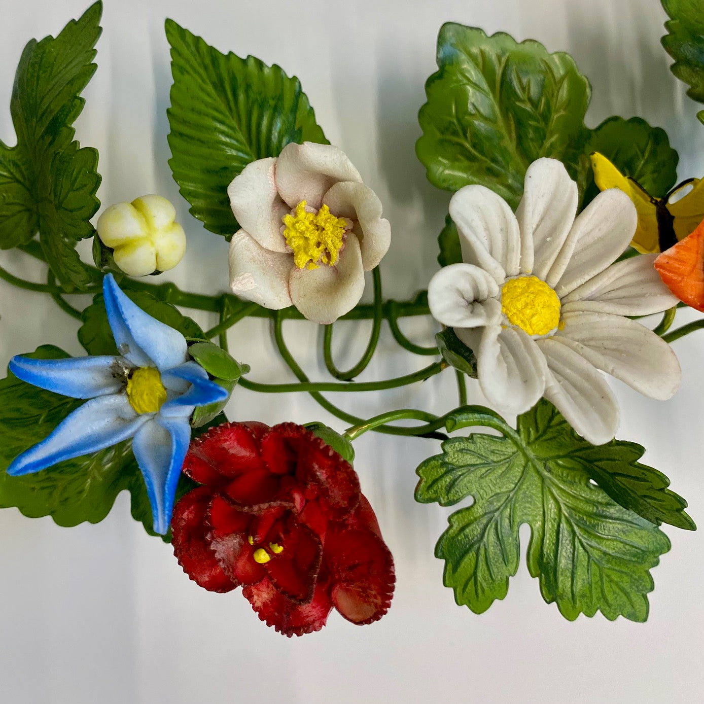 Large Vintage Metal Wreath With Ceramic Flowers G168