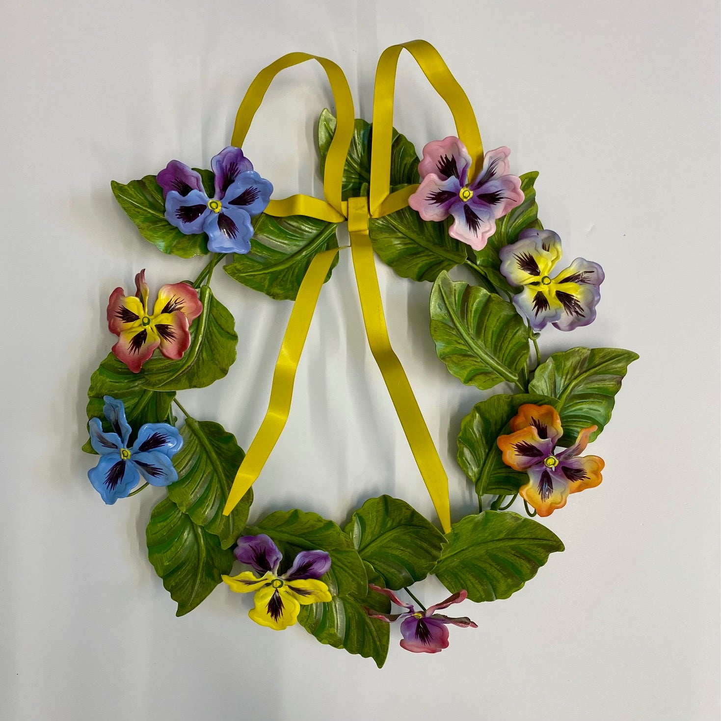 Small Vintage Metal Floral Wreath G170