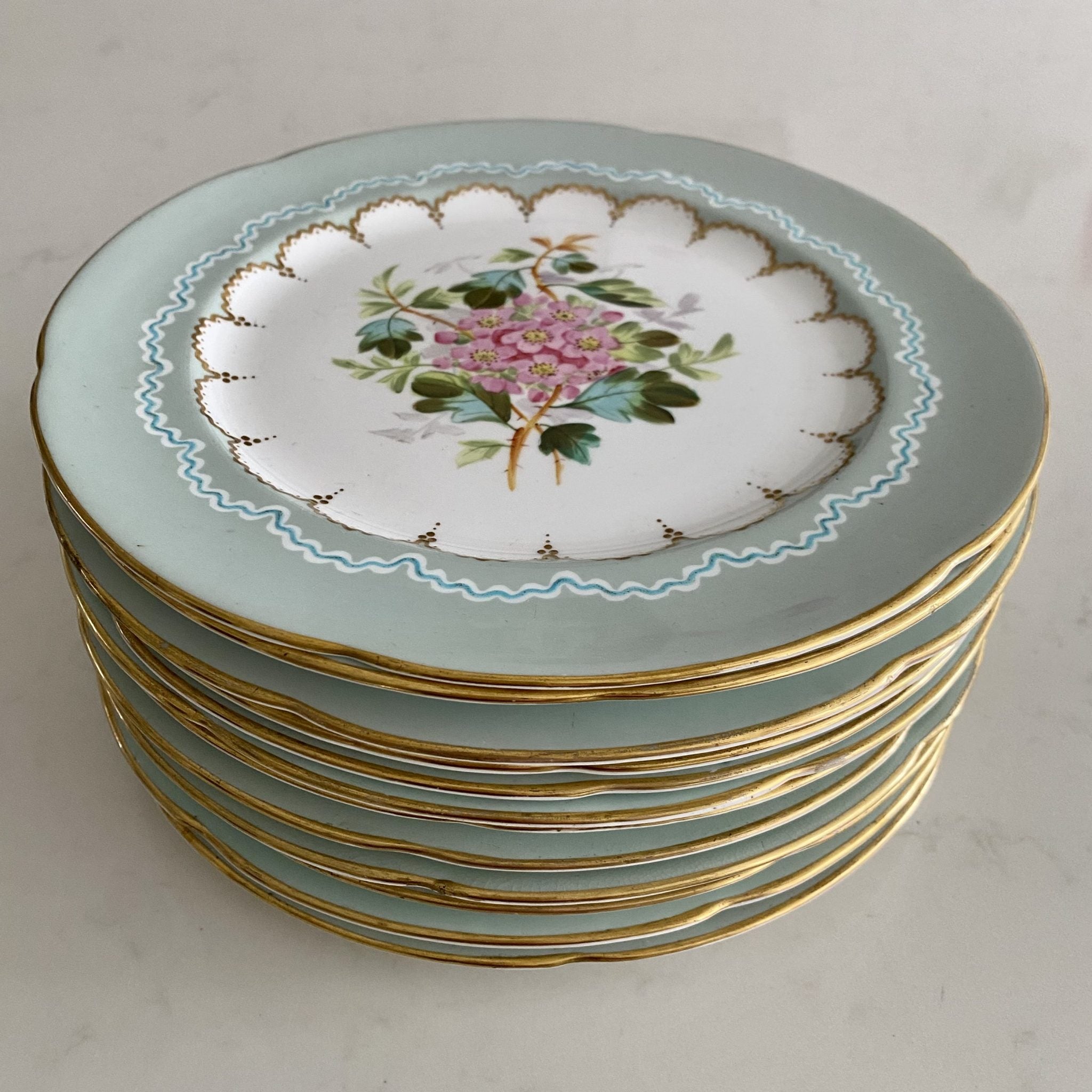 SET 12 PALE BLUE RIMMED HAND PAINTED FLOWER PLATES