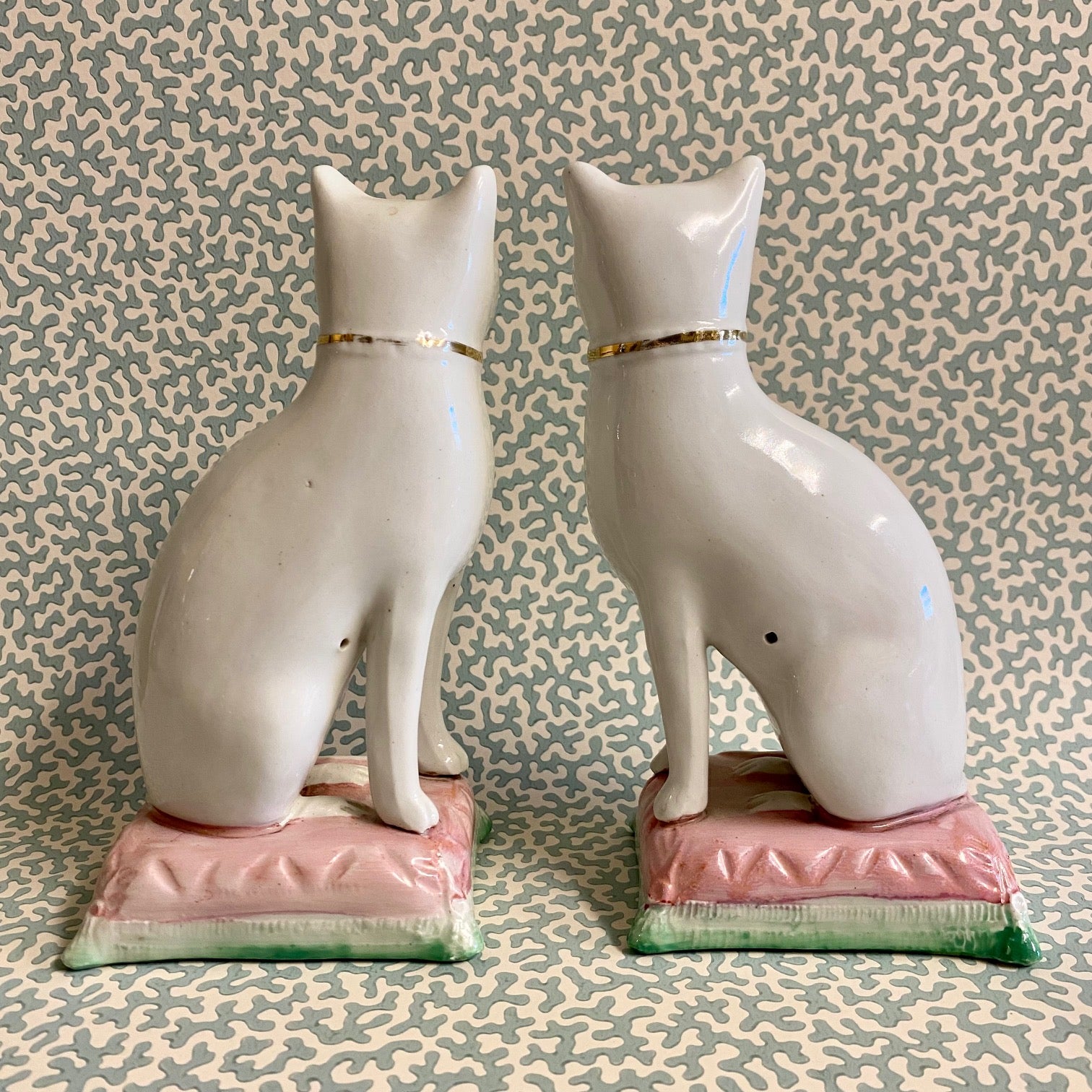 GORGEOUS PAIR RARE STAFFORDSHIRE CATS
