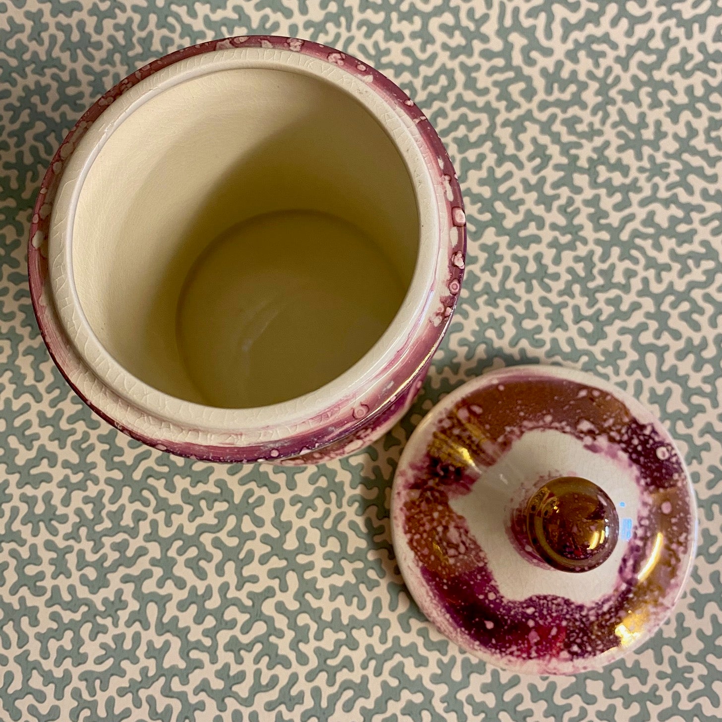 Y84 VINTAGE SANDLAND PINK LUSTRE ‘MARINERS COMPASS’ JAR