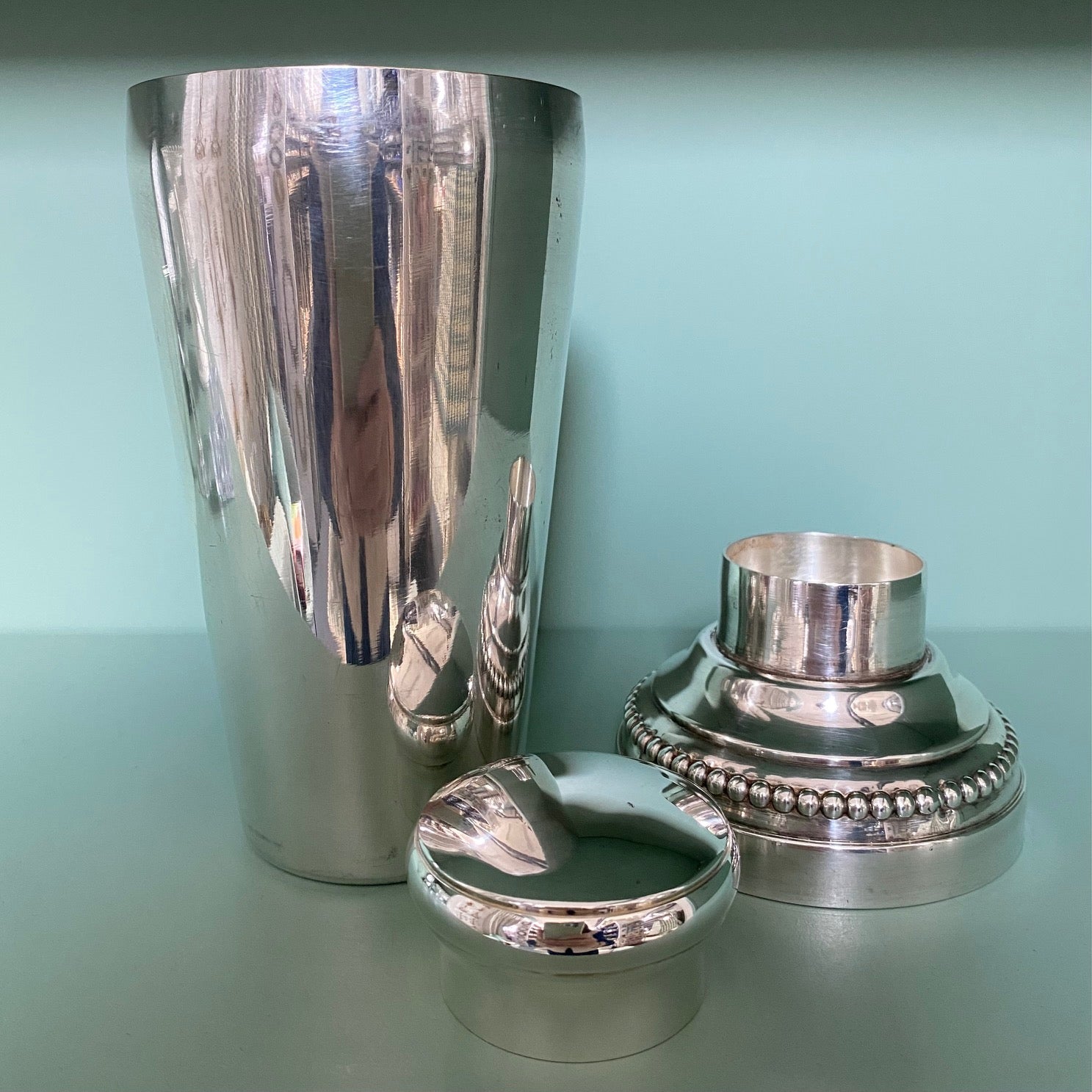 Elegant Silver Plated Cocktail Shaker H107