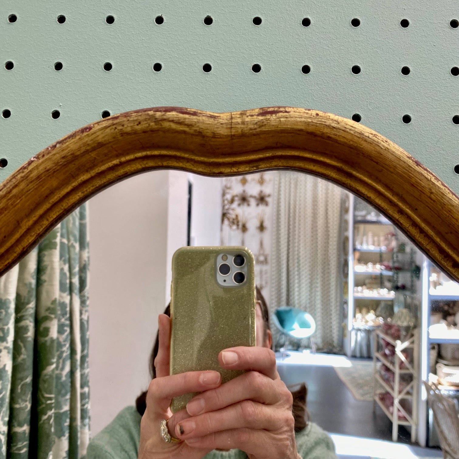 Pretty French Gilt Mirror W56