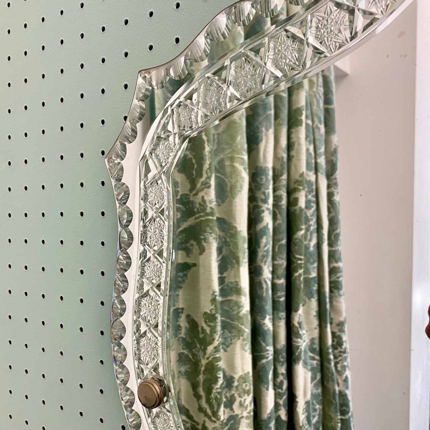 Beautiful Venetian Mirror H130