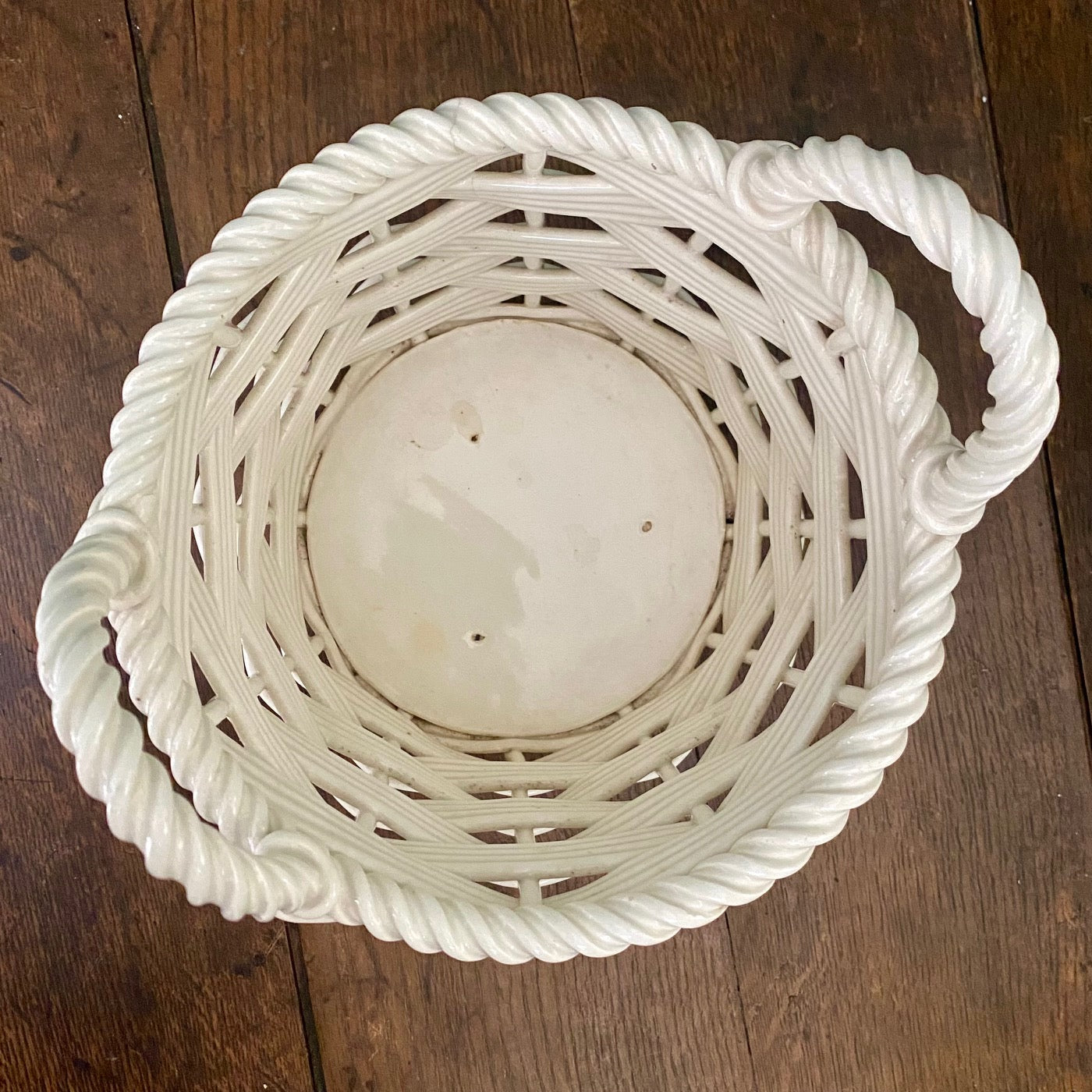 Fabulous White Basket Weave Ceramic Planter With Handles C150