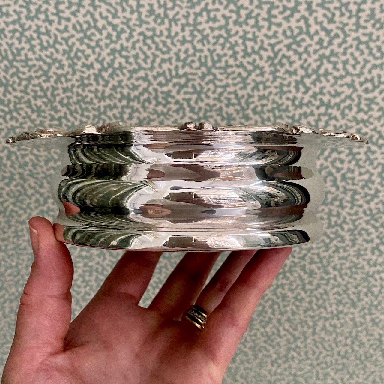 Set 4 Silver Plated Decorative Coasters H157