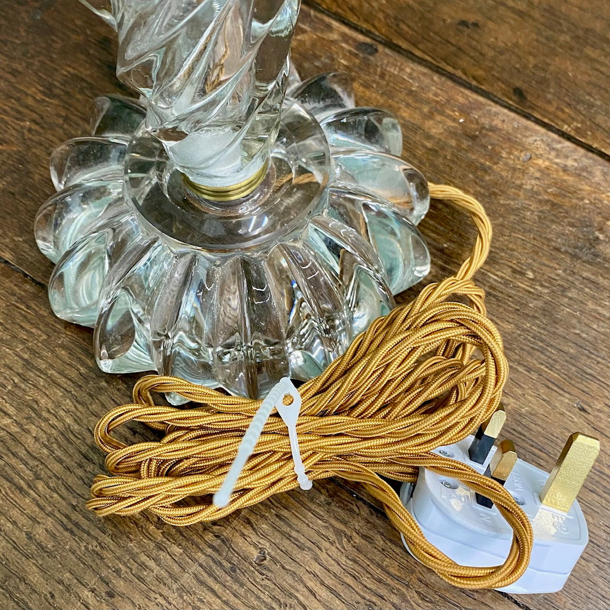 Lovely 1950's French Twisted Glass Table Lamp J108