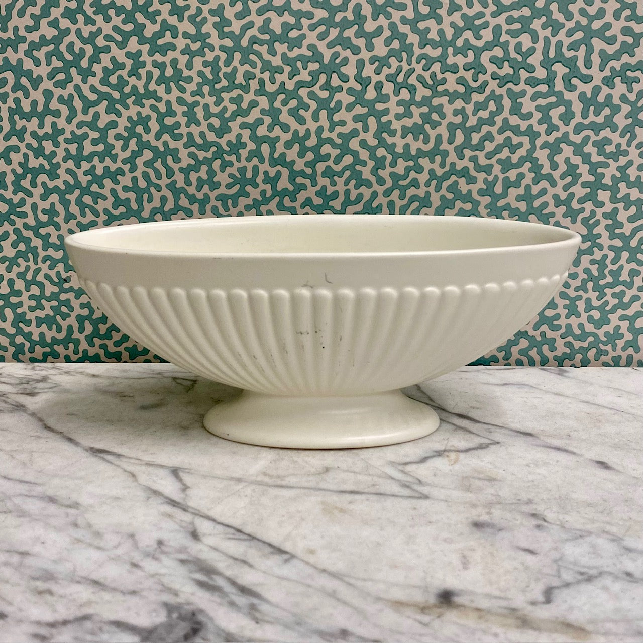 Small Classic Wedgwood Small Mantle Vase