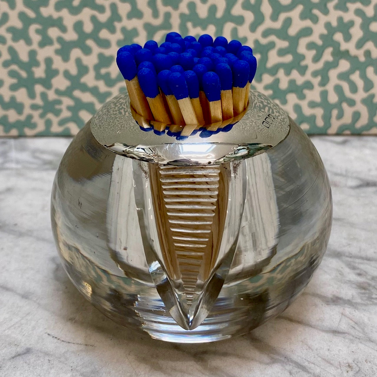 HIGHLY UNUSUAL V DESIGN MATCHSTRIKER