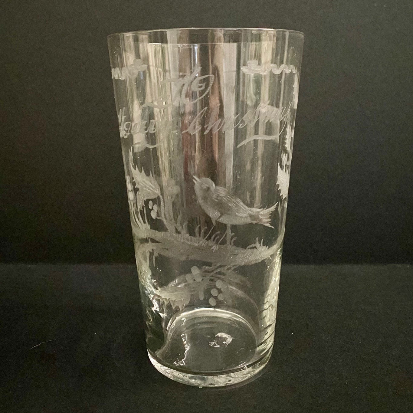 A Merry Christmas – Gorgeous Victorian Etched Christmas Pint Glass