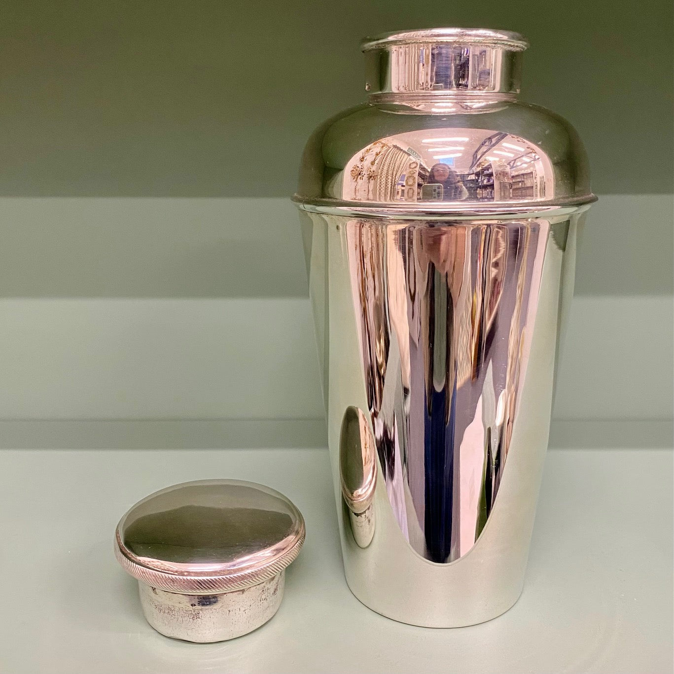 ART DECO 1920’S LARGE SILVER PLATED COCKTAIL SHAKER