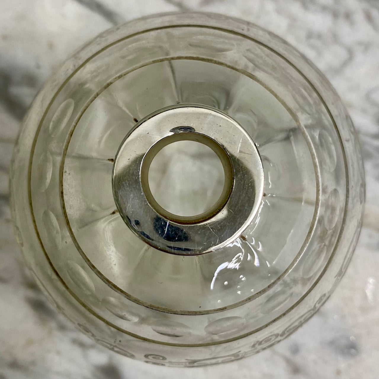 Larger Pretty Etched with Delicate Swags and Flowers Diffuser