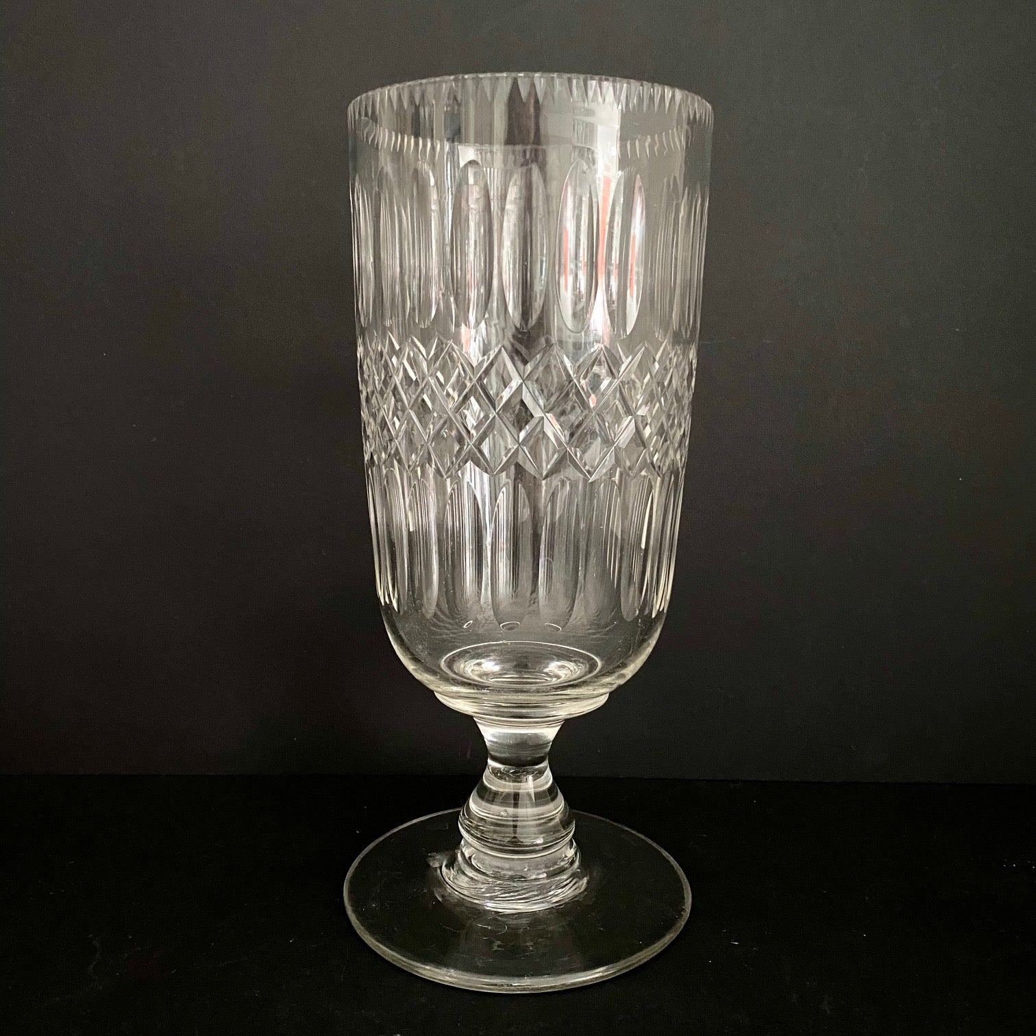 J17 STUNNING LARGE VICTORIAN CUT GLASS CELERY VASE