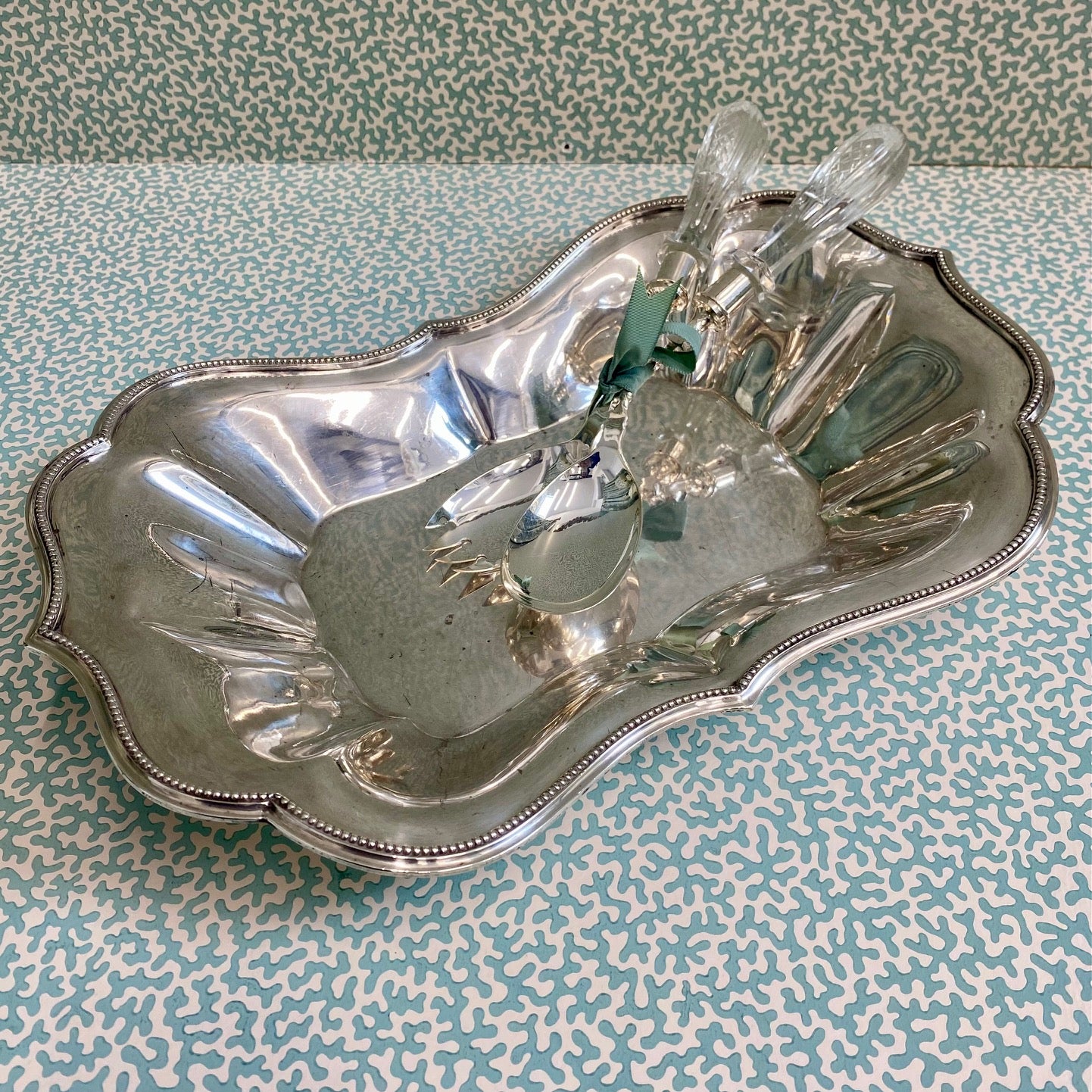 Silver Plate Deep Serving Dish with Beaded Scalloped Edge  C193