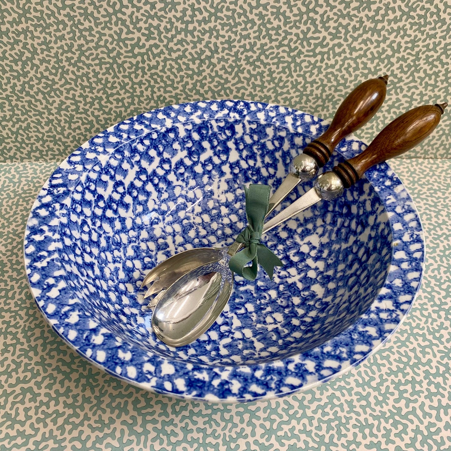 Antique Spongeware Salad Bowl  D172