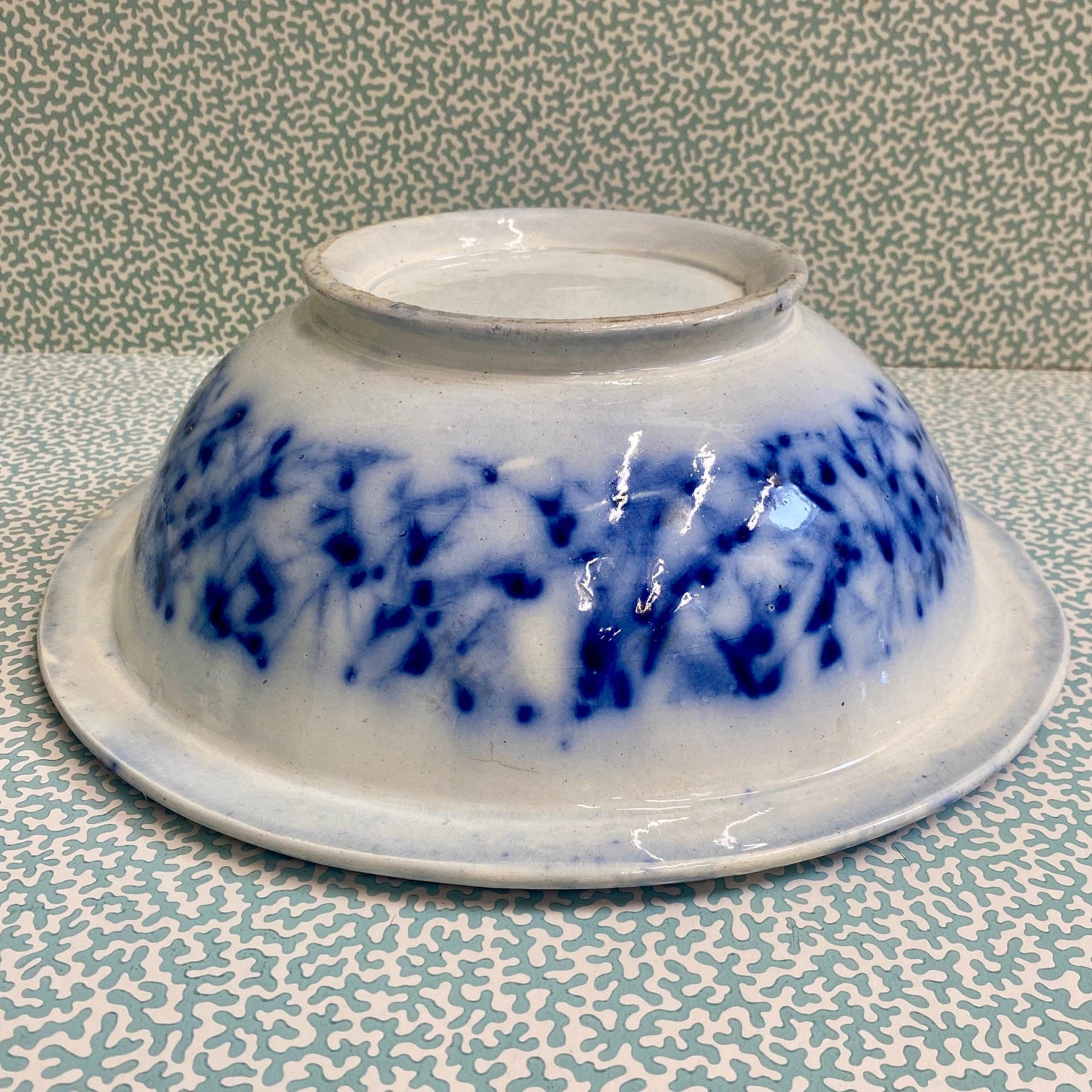 Large Victorian Blue Splatter Salad Bowl  Z33