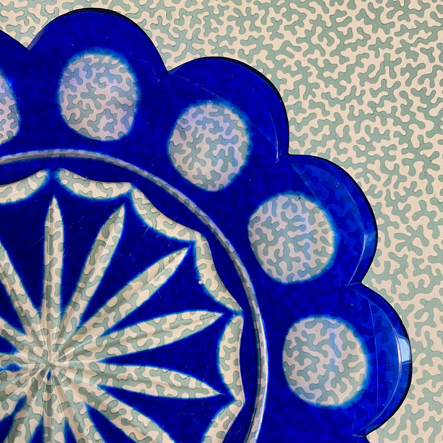 Cobalt Bohemian Glass Centre Plate with Scalloped Edge  G140