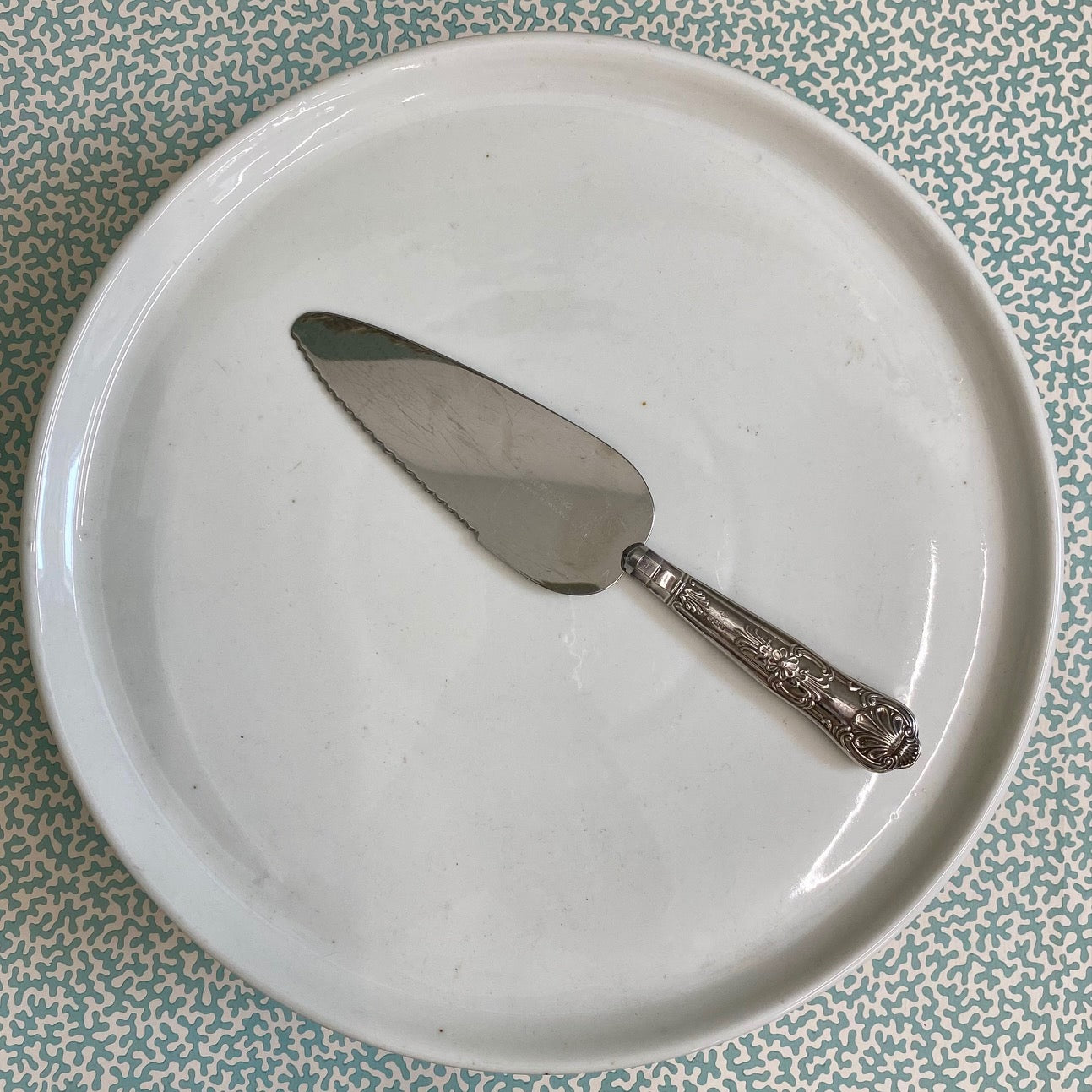 Large Belgian Ironstone Cake Stand  A50