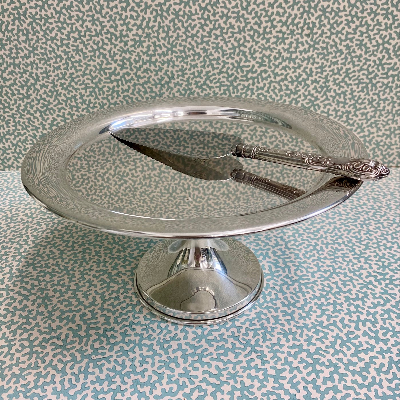 Mappin Webb Silver Plated Pedestal Cake Stand  F165