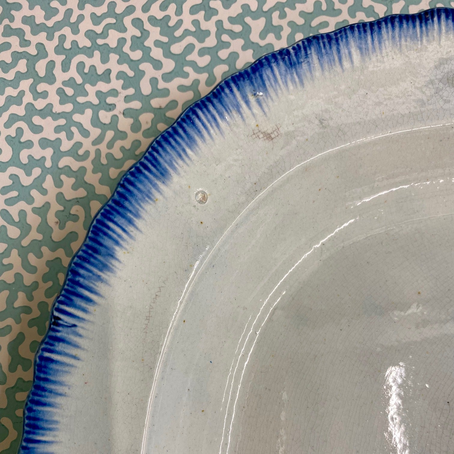 Medium Pearlware Feather Edge Serving Platter Late 18th Century  G139