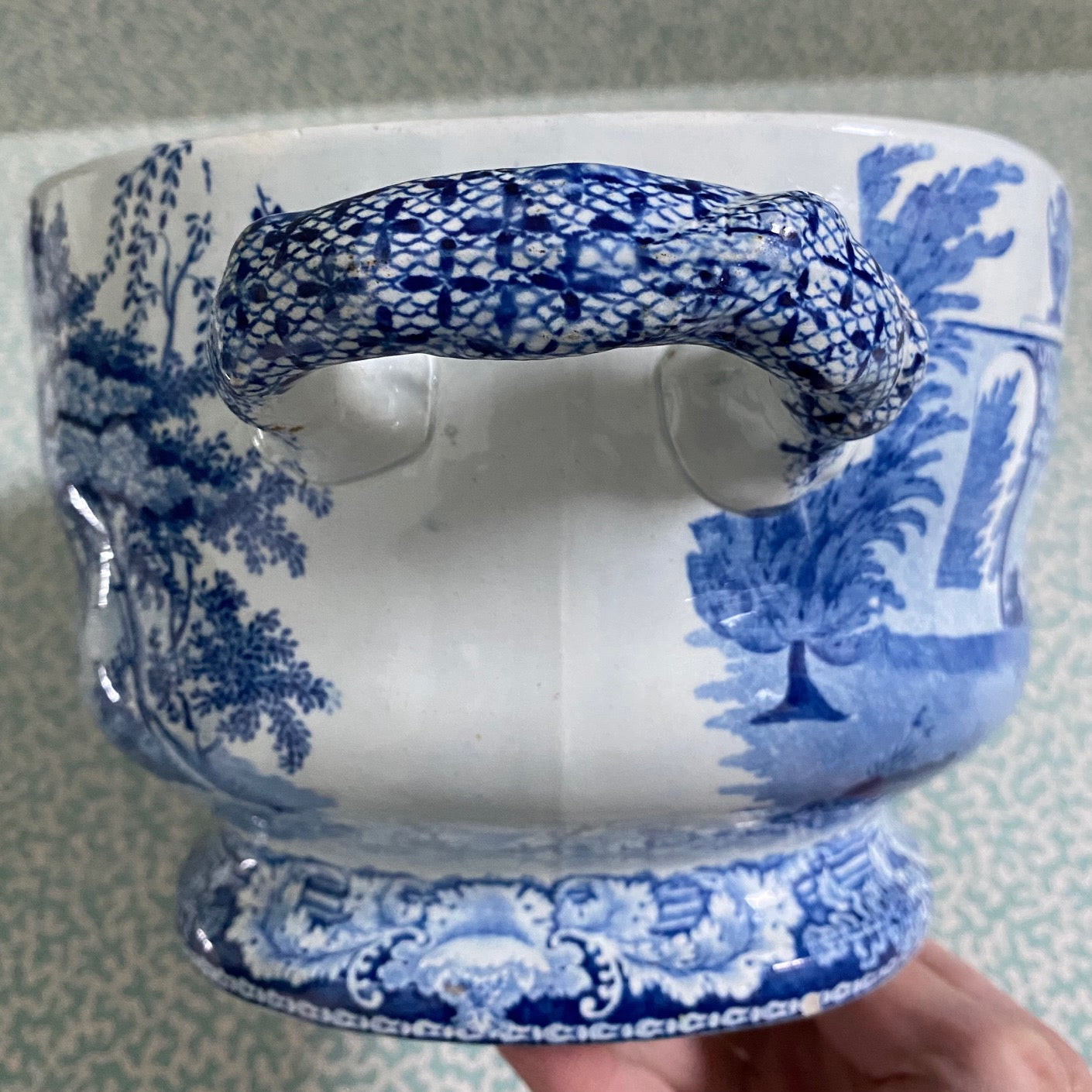 Beautiful Rare Large Blue & White Jardiniere  G145