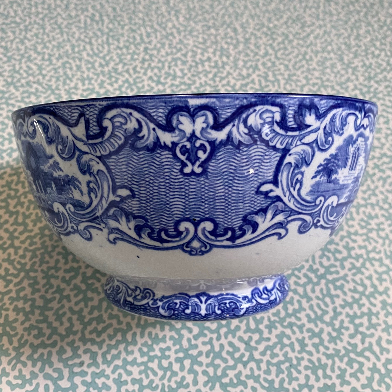 Medium Serving Bowl George Jones Abbey Pattern  A129