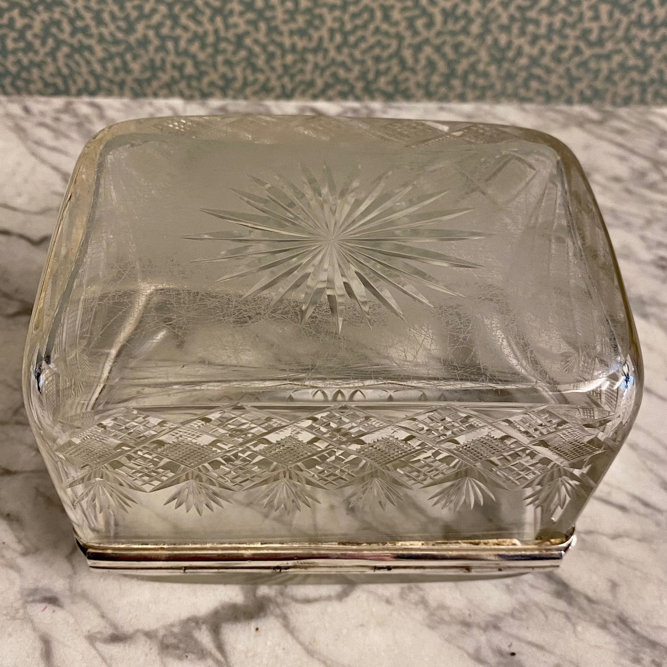 S85 ANTIQUE FRENCH CUT CRYSTAL & SILVER PLATED BOX