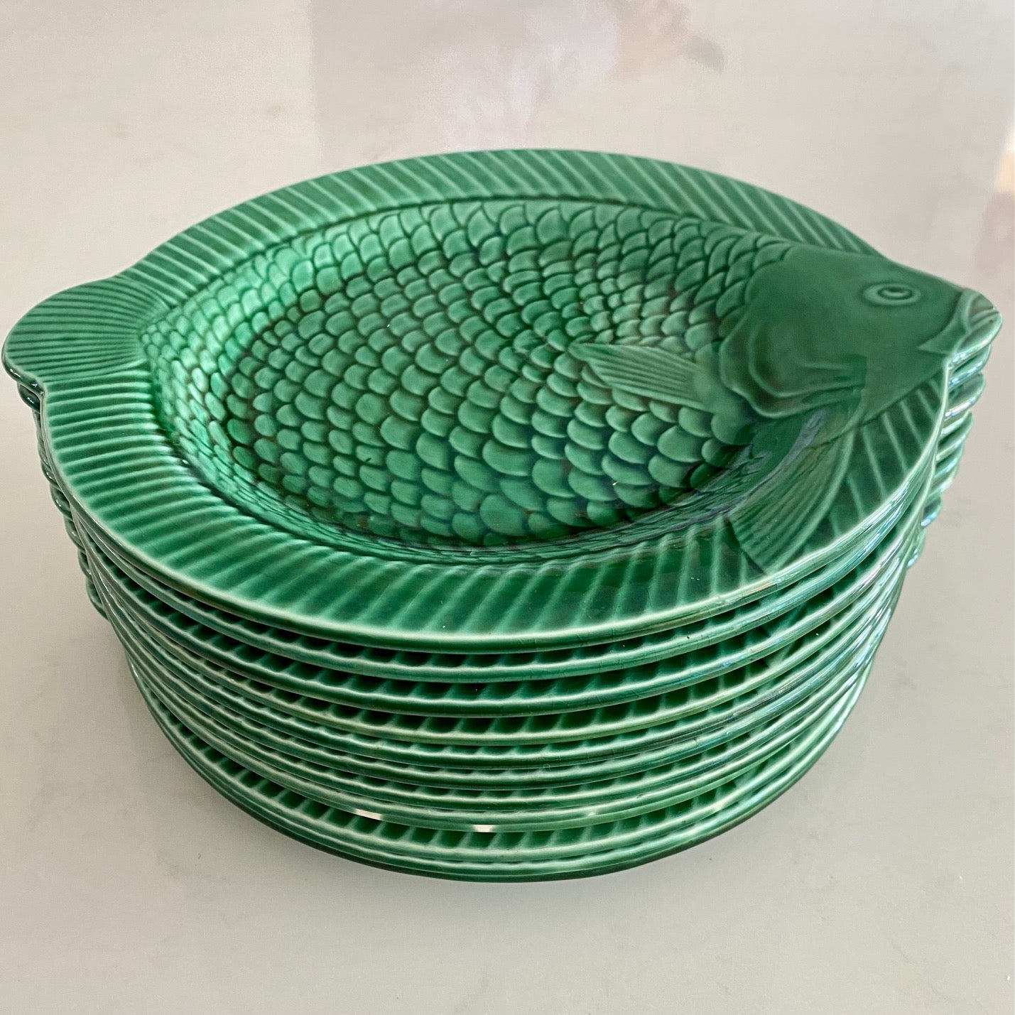 SET 12 VINTAGE 1930’S FRENCH GREEN MAJOLICA FISH DINNER PLATES