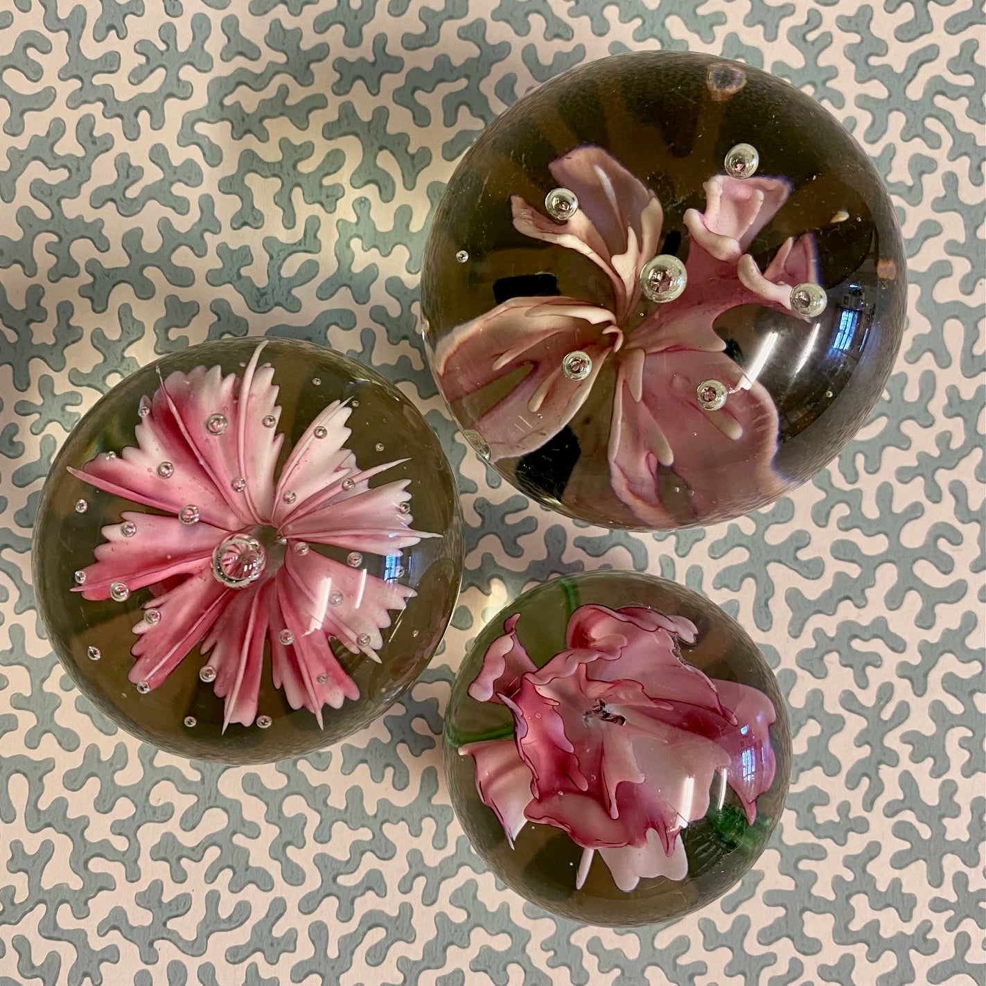 VINTAGE PINK FLOWER GLASS PAPERWEIGHTS