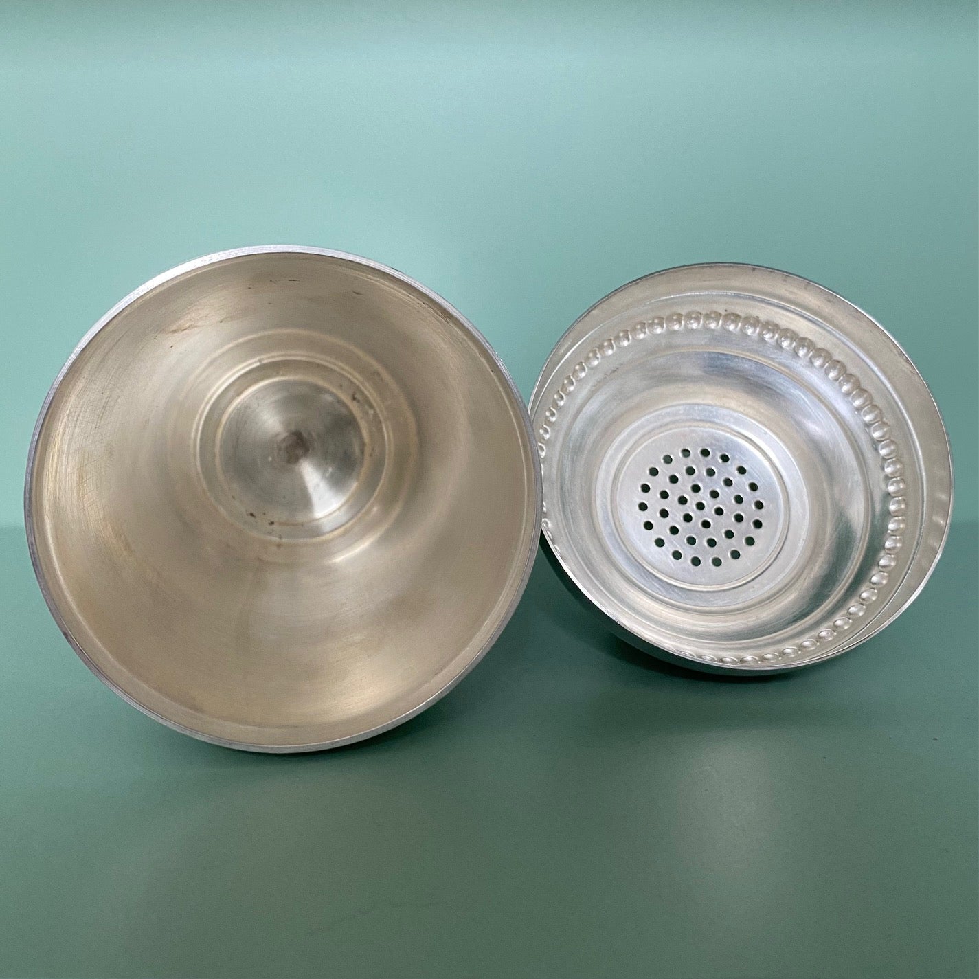 Elegant Silver Plated Cocktail Shaker  H107