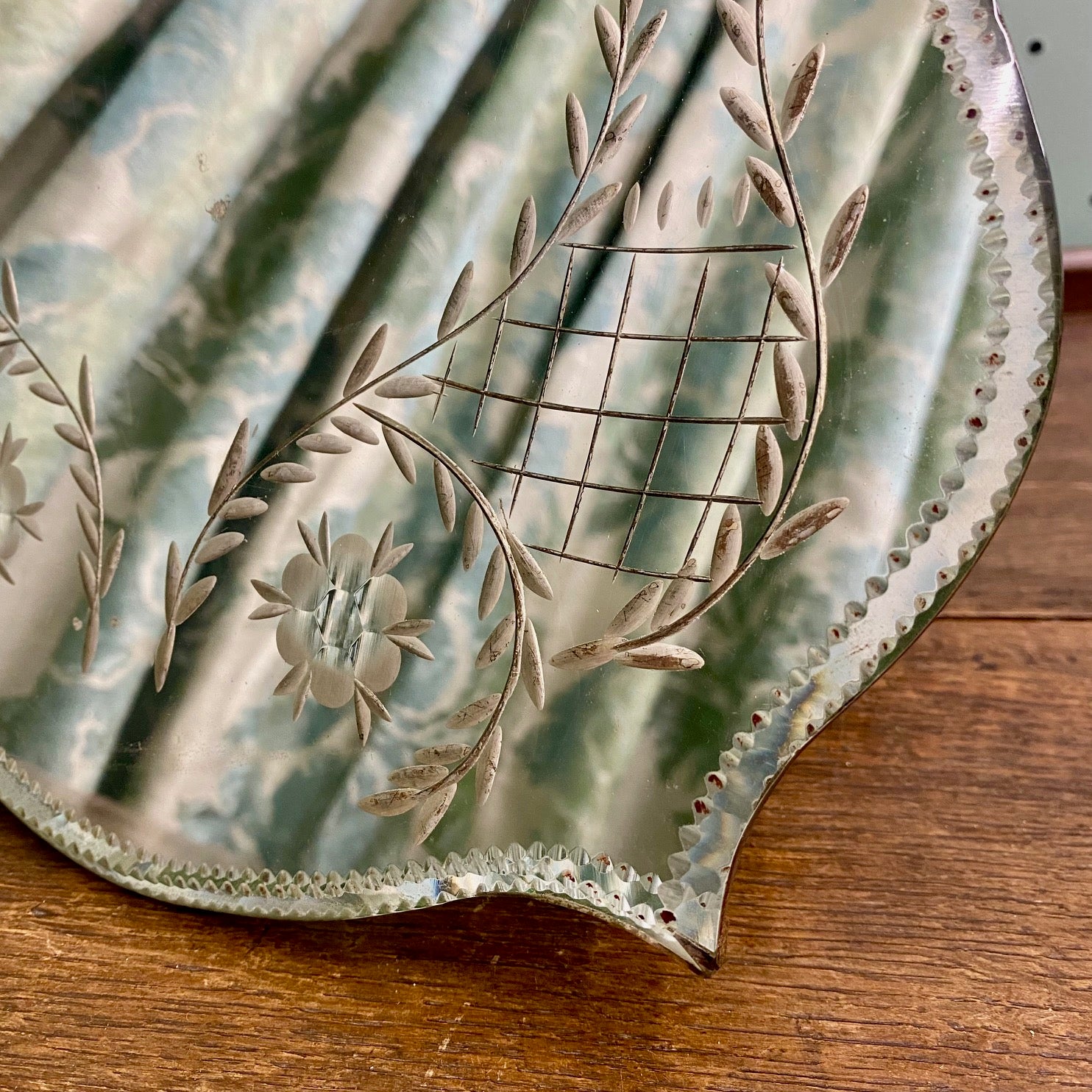Pretty Etched Dressing Table Mirror  R31