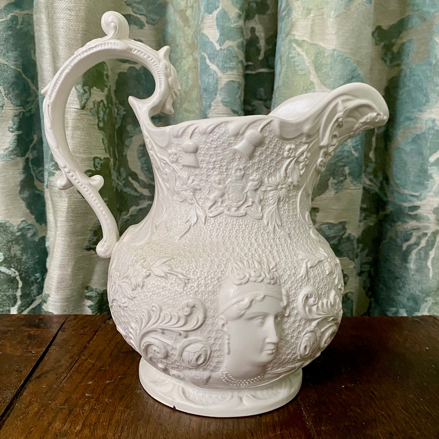 A superb Commemorative Queen Victoria Jug  A159