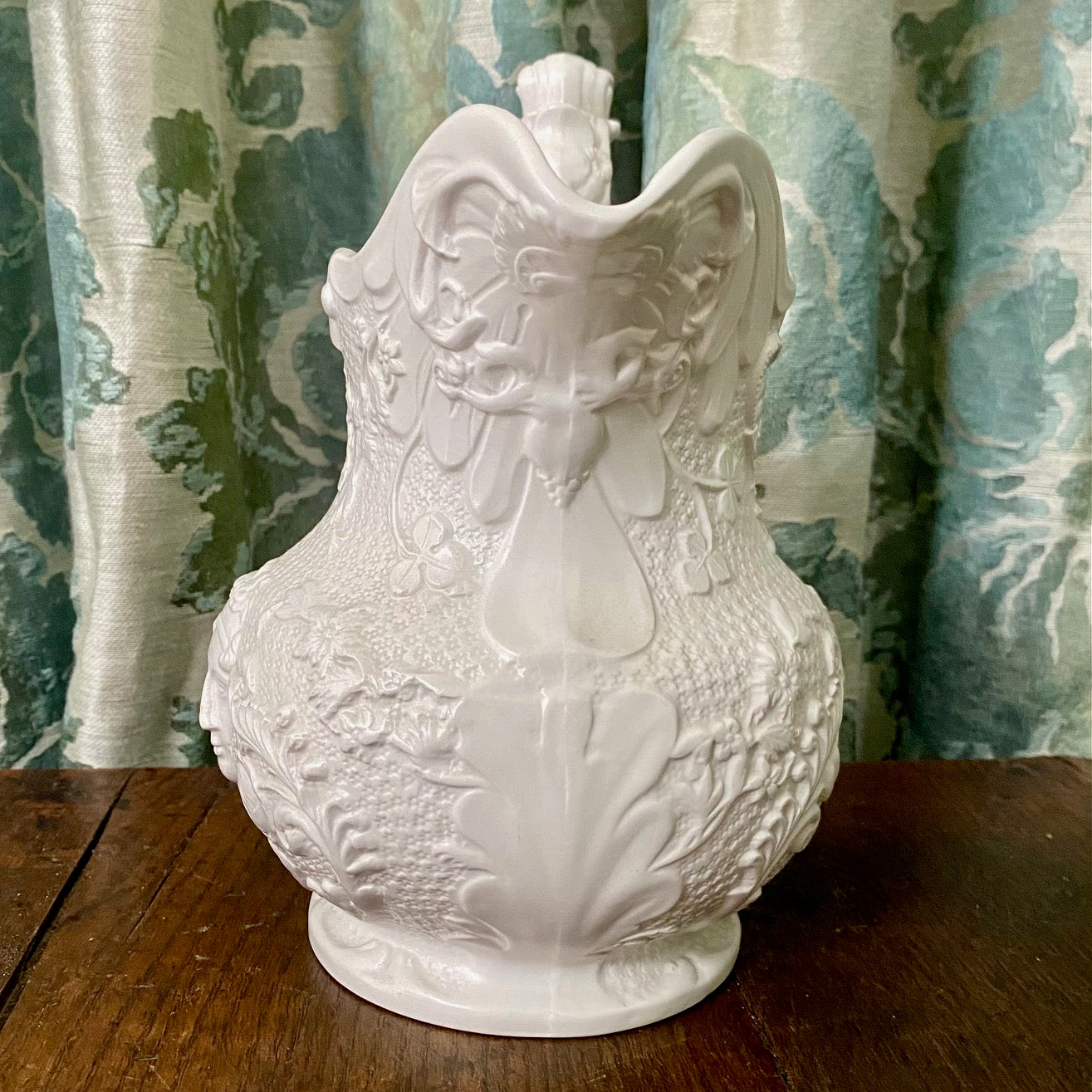 A superb Commemorative Queen Victoria Jug  A159