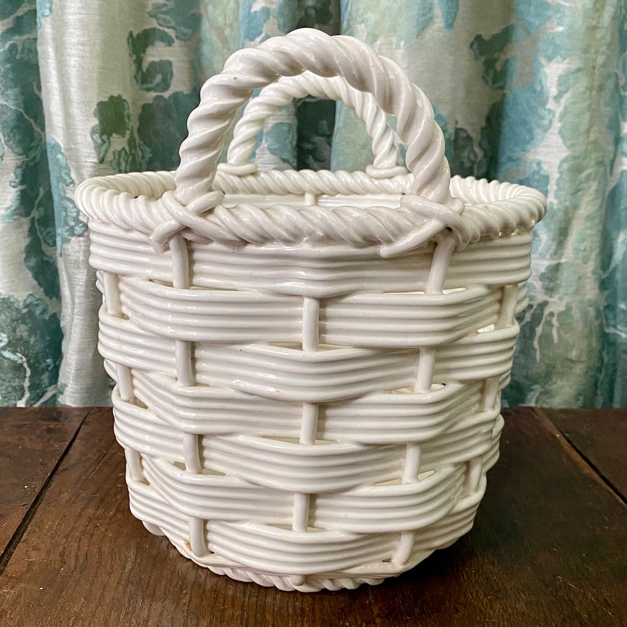 Fabulous White Basket Weave Ceramic Planter With Handles  C150