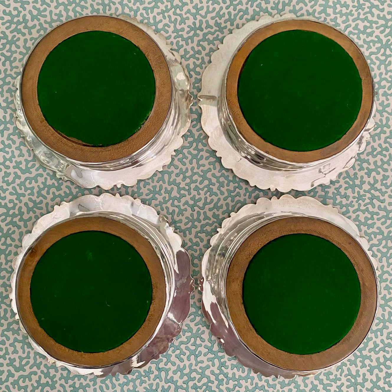 Set 4 Silver Plated Decorative Coasters  H157