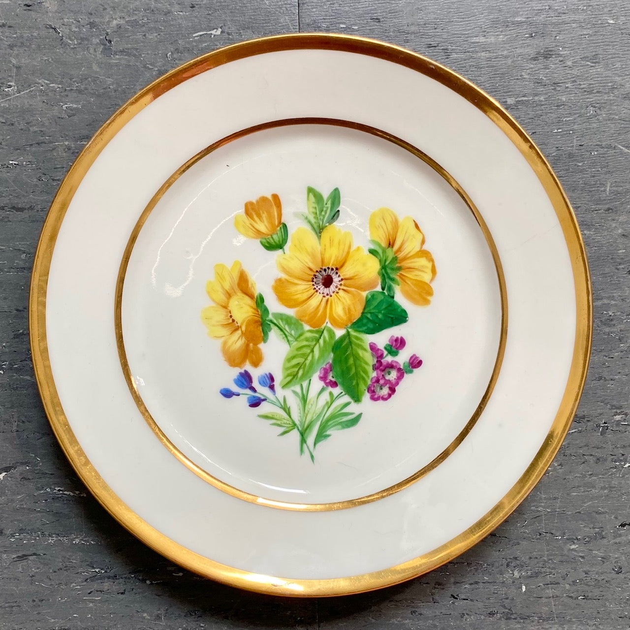 Floral Display  H186