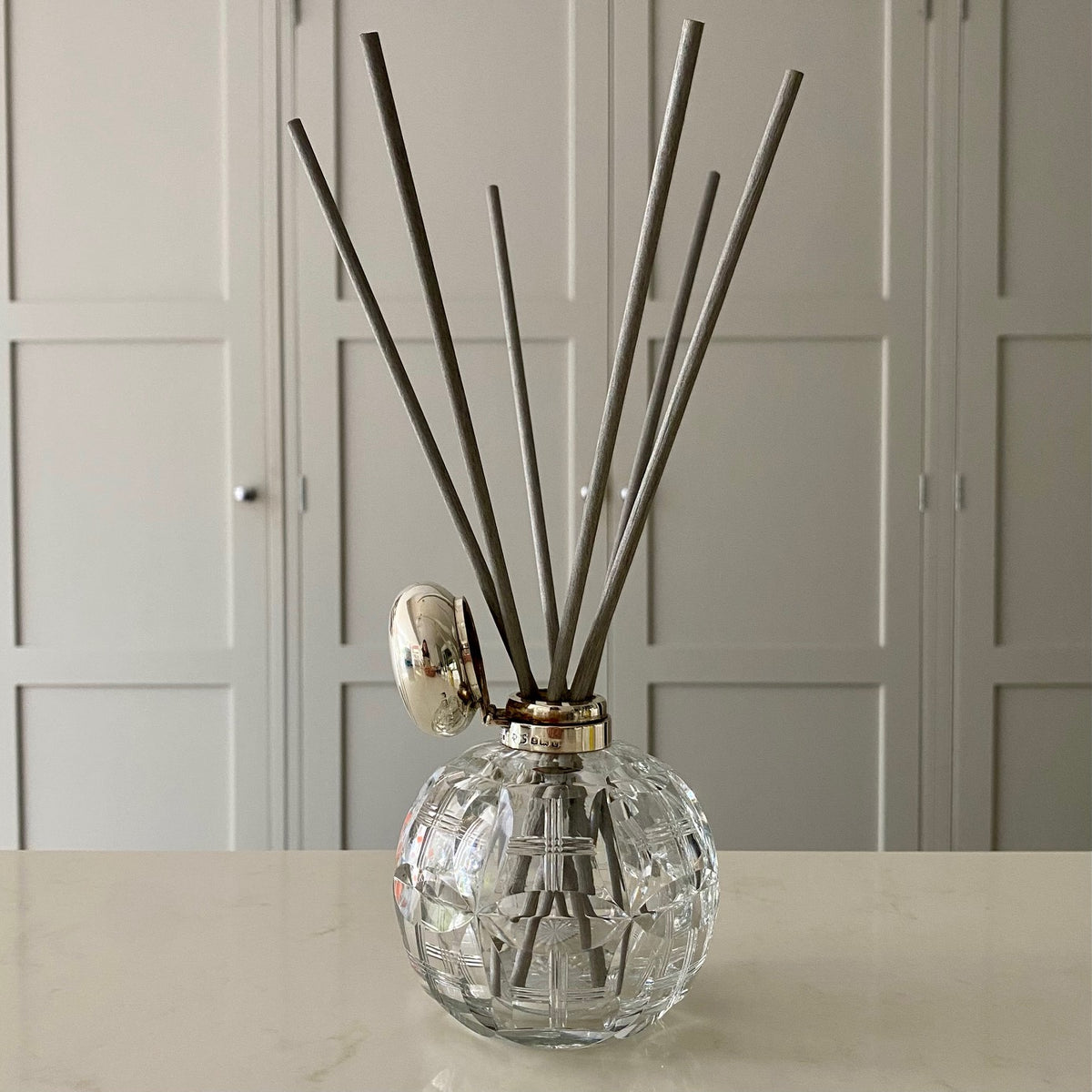 Large Diffuser  758