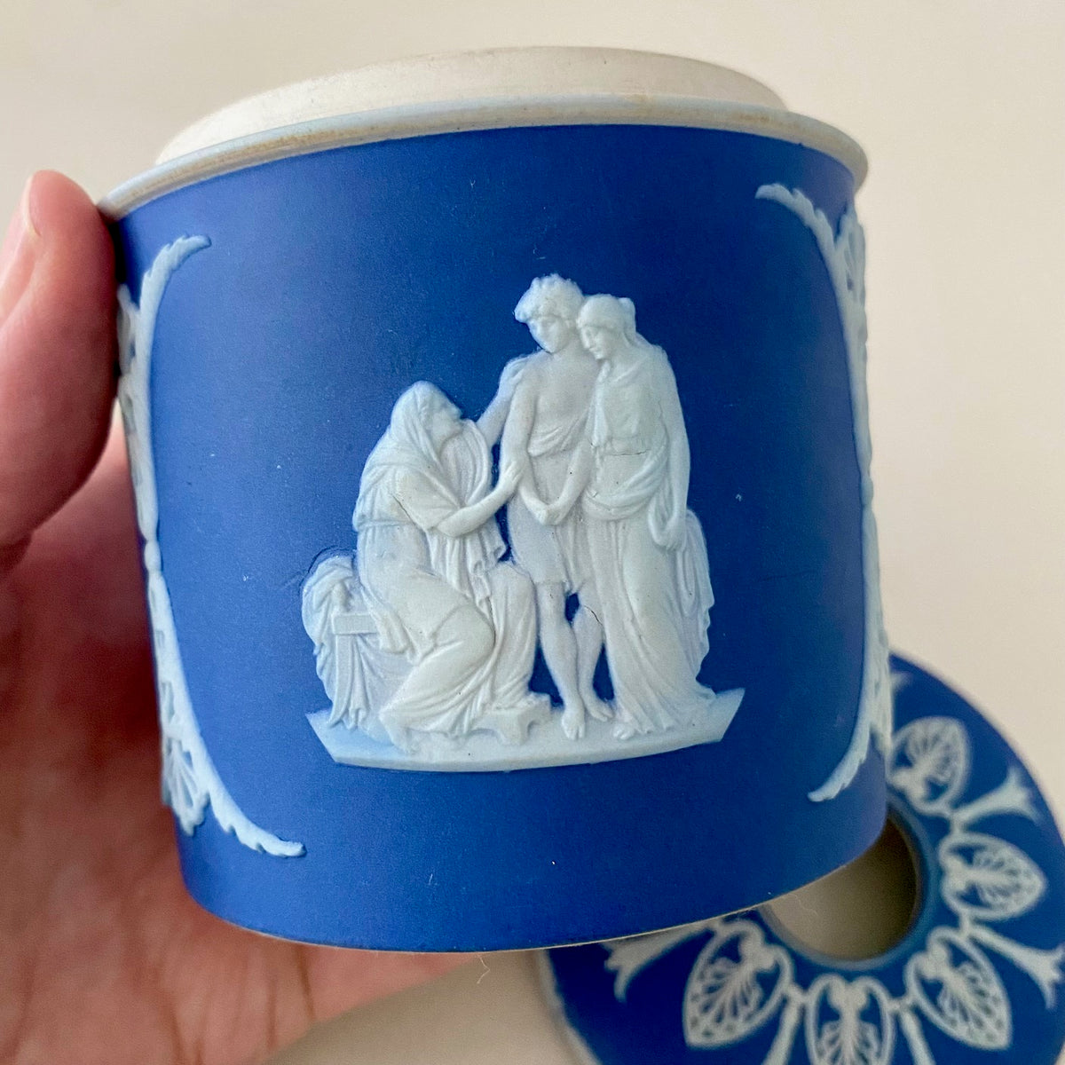 Wedgwood Diffuser  J104