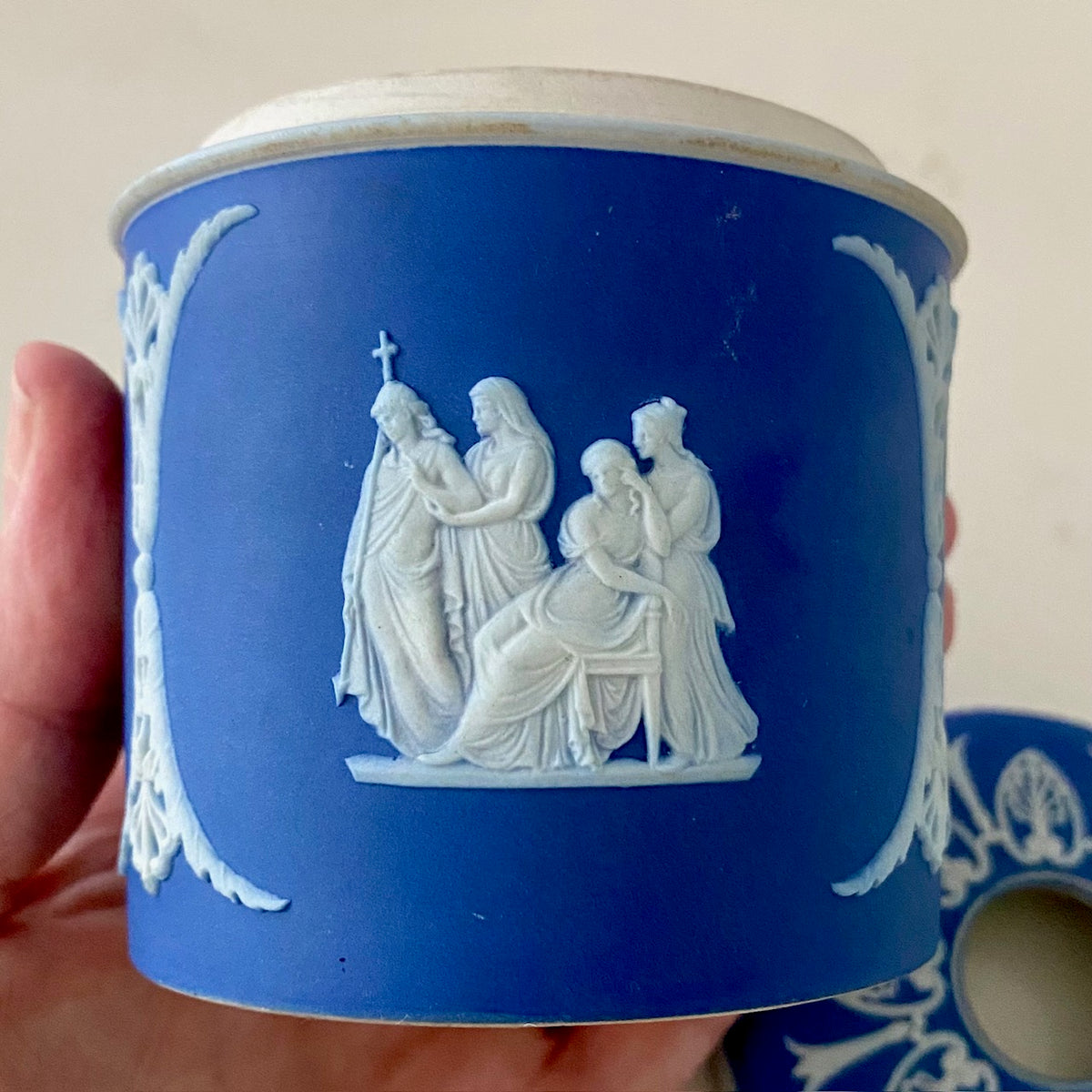 Wedgwood Diffuser  J104