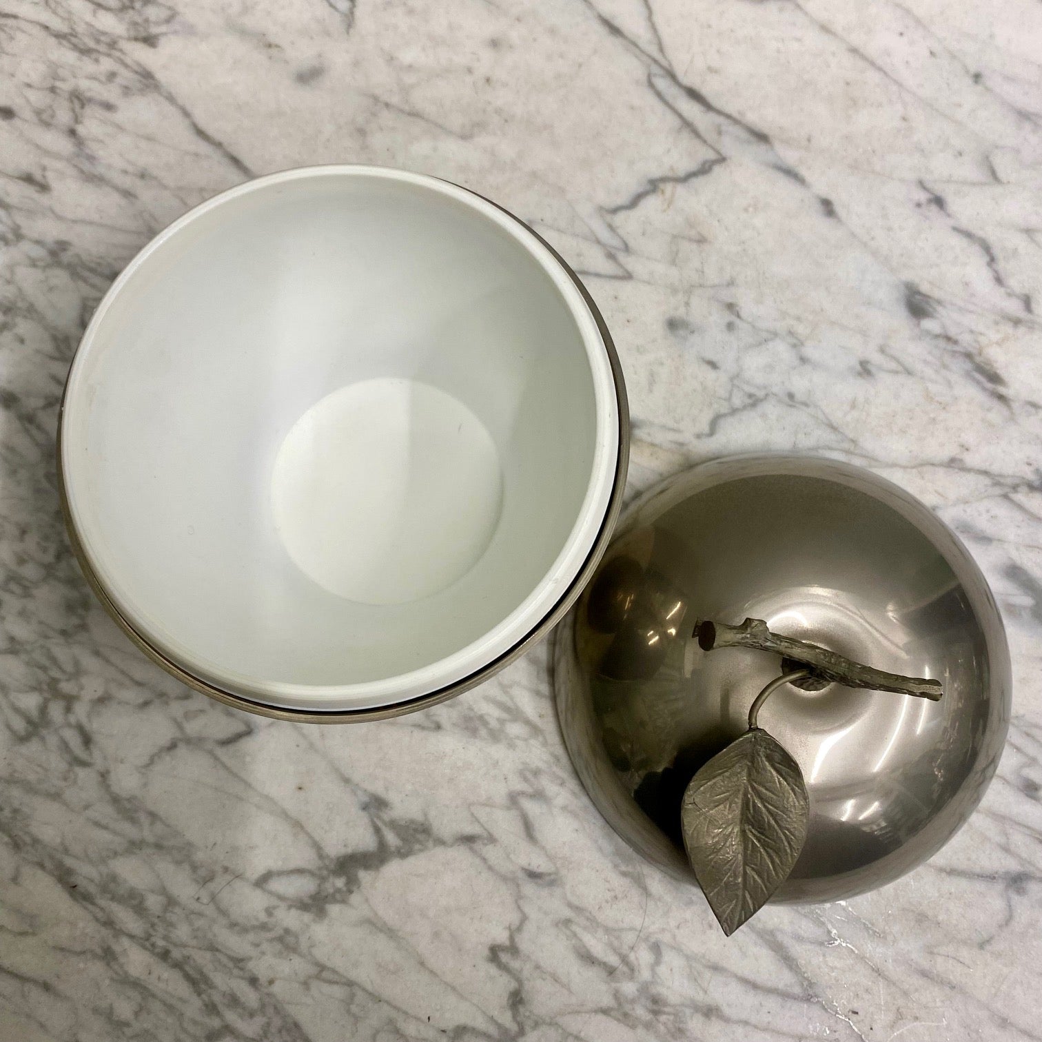 Small Freddotherm 1970's Apple Ice Bucket