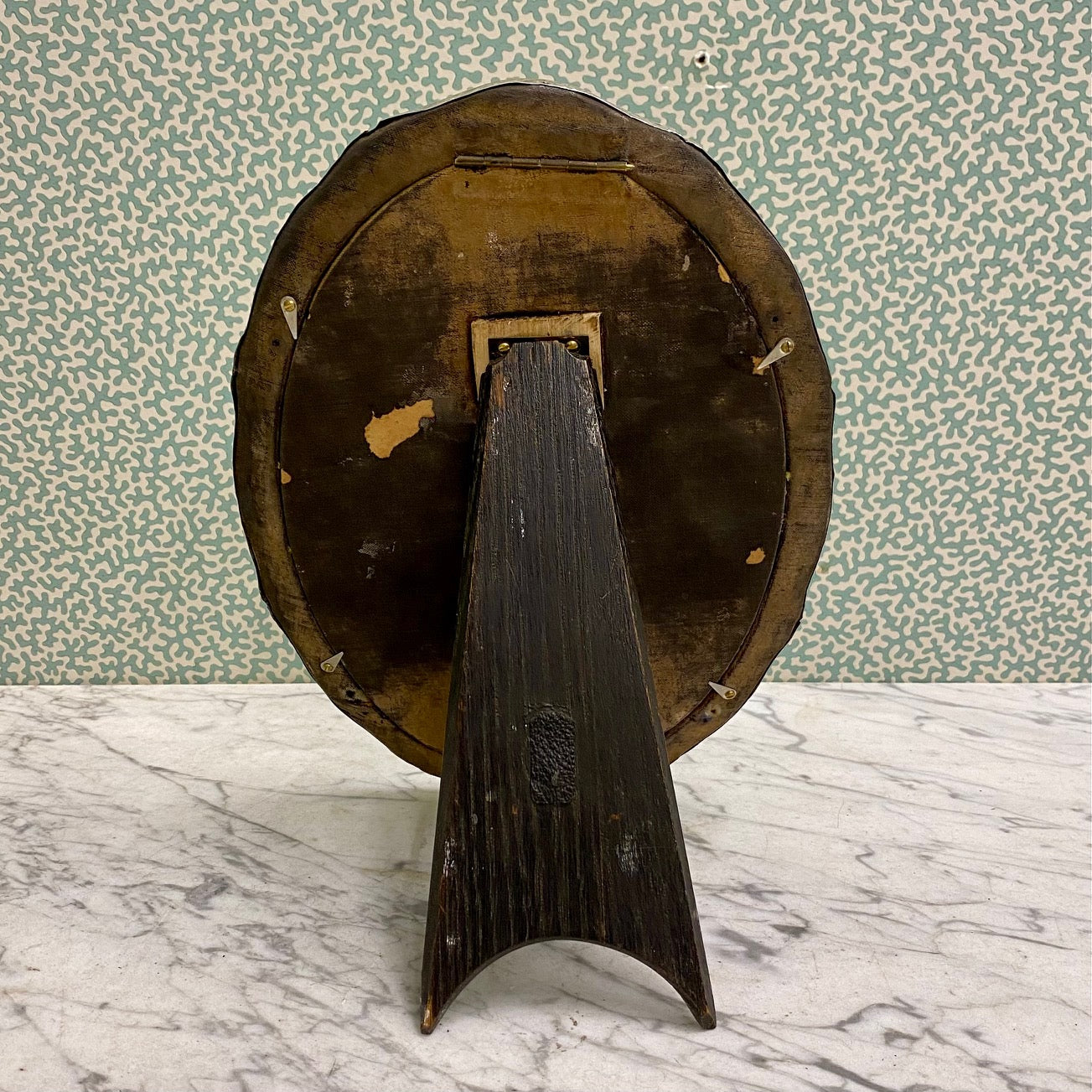 Silver Medium Size Oval Photo Frame