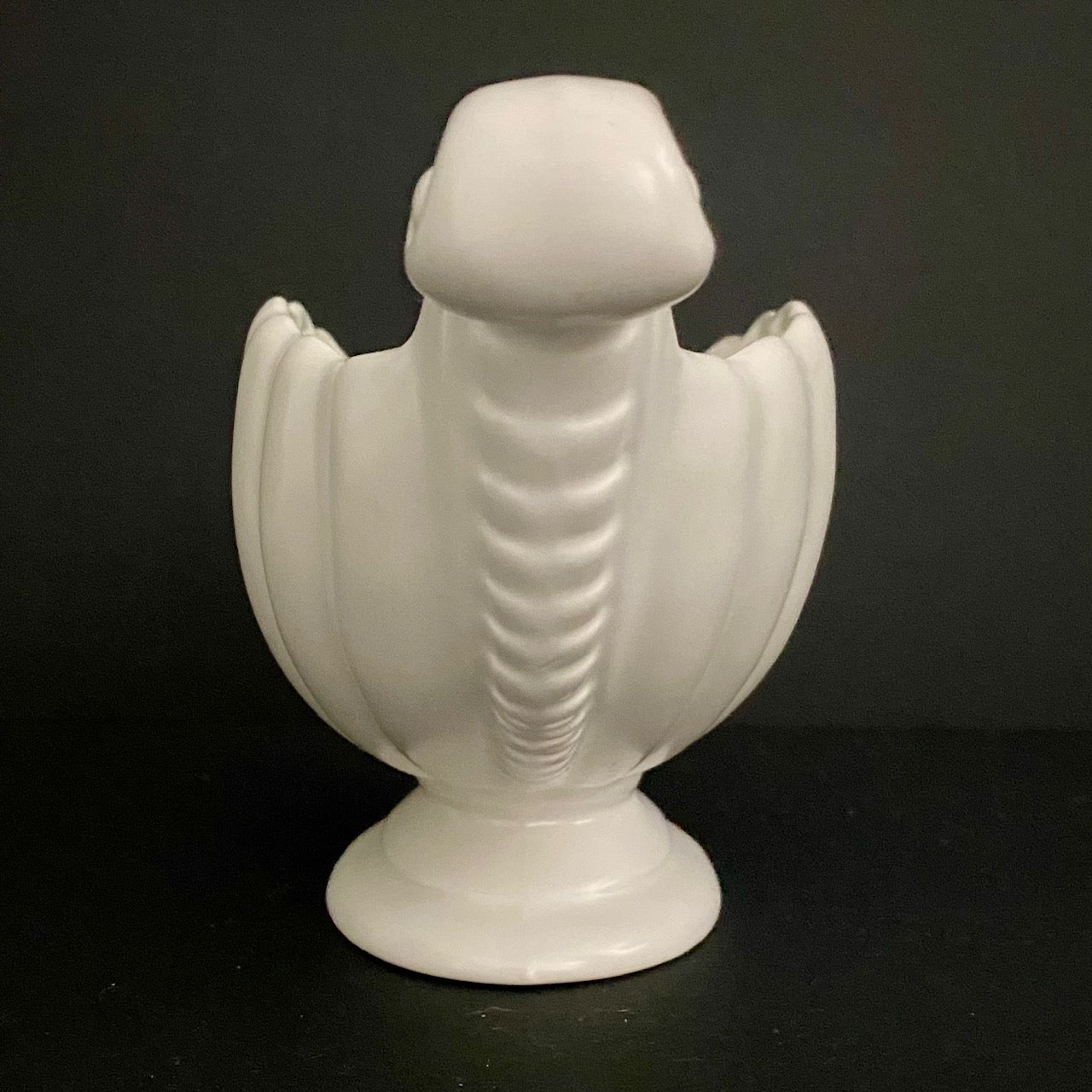 Dartmouth Medium Mantle Vase