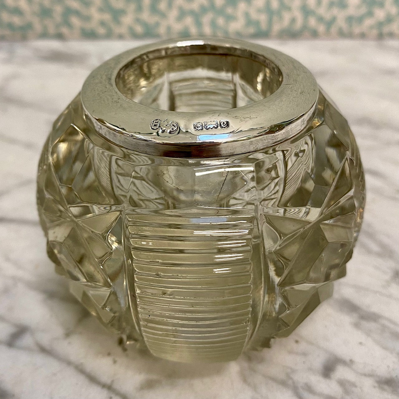 Cross Hatch Cut Glass Pattern Match Striker