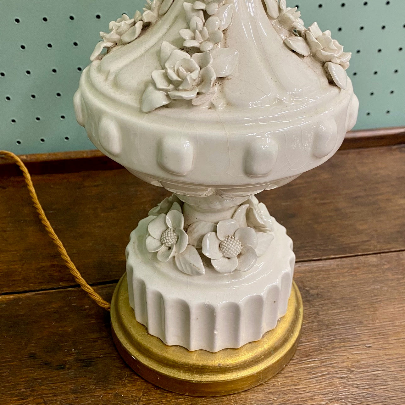 Very Pretty Casa Pupo Table Lamp with Flowers and Fluted Base